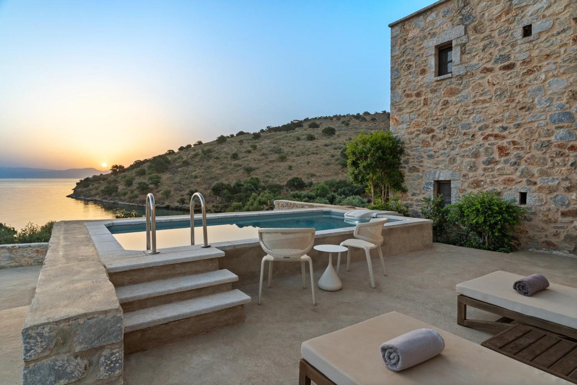 100 Rizes Seaside Resort- Small Luxury Hotels Of The World Kalivia  الغرفة الصورة